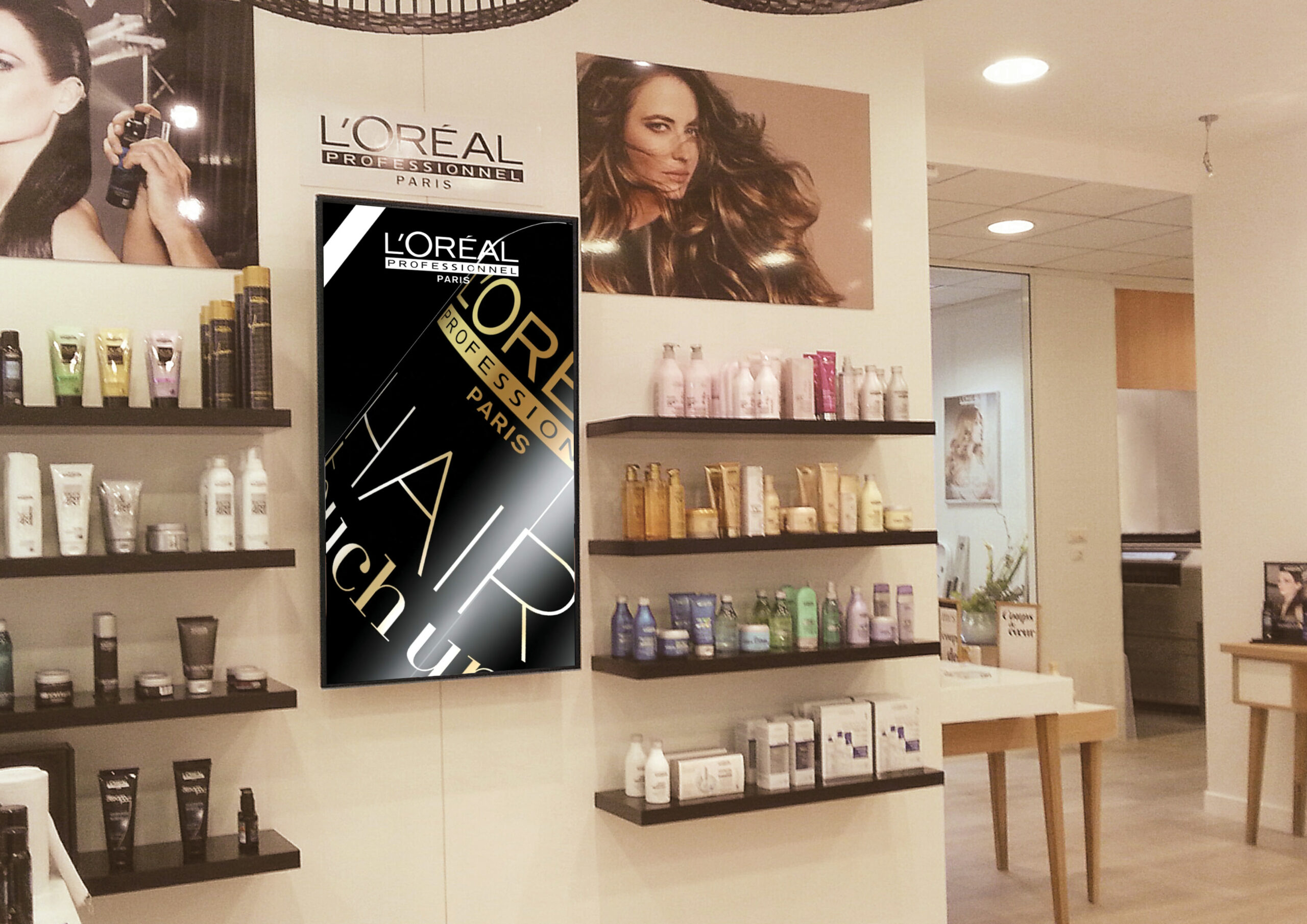 Ecran affichage dynamique salon de coiffure